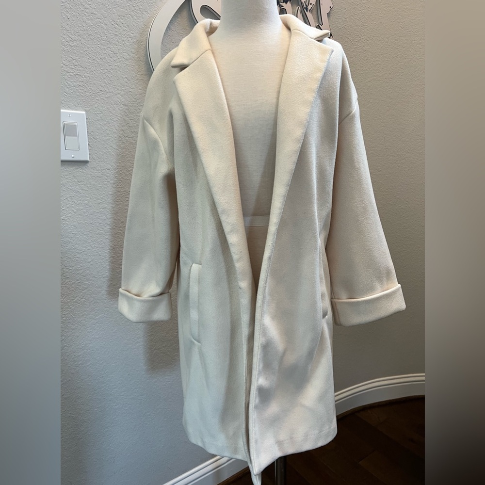Stradivarius Open Mid Length Coat Size Small